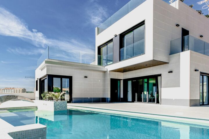 Tropical Family House