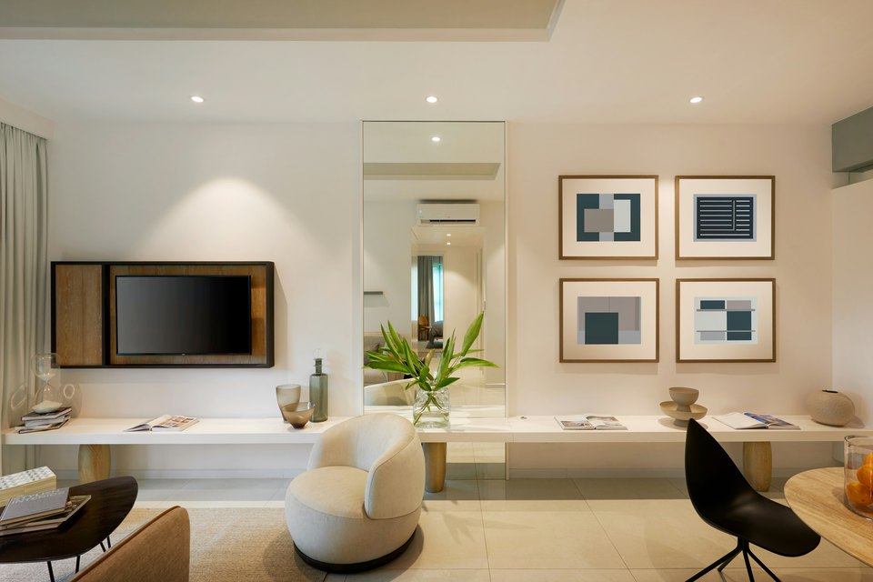 Modern Downtown Apartment